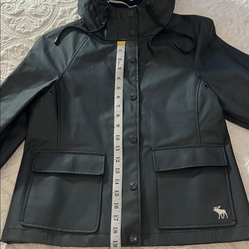 Abercrombie & Fitch Heavy-Duty Classic Juniors Rain Coat, Size M, NWOT - Picture 5 of 12
